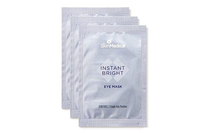 Instant Bright eye mask packets for rejuvenation.